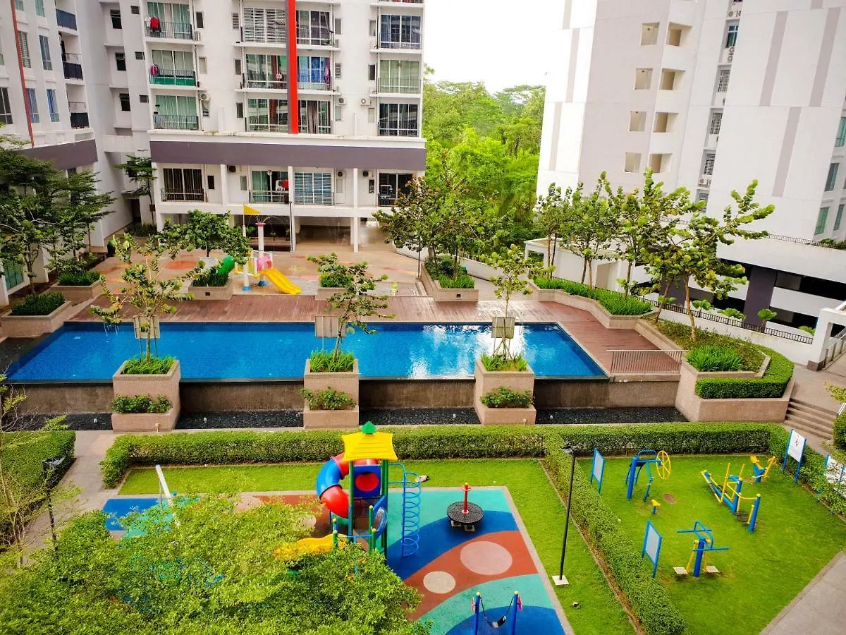 Sha Homes - Pool Table Johor Bahru Apartment